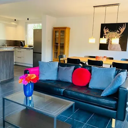 Holiday home Ferienhaus Am Wald Kaisersesch